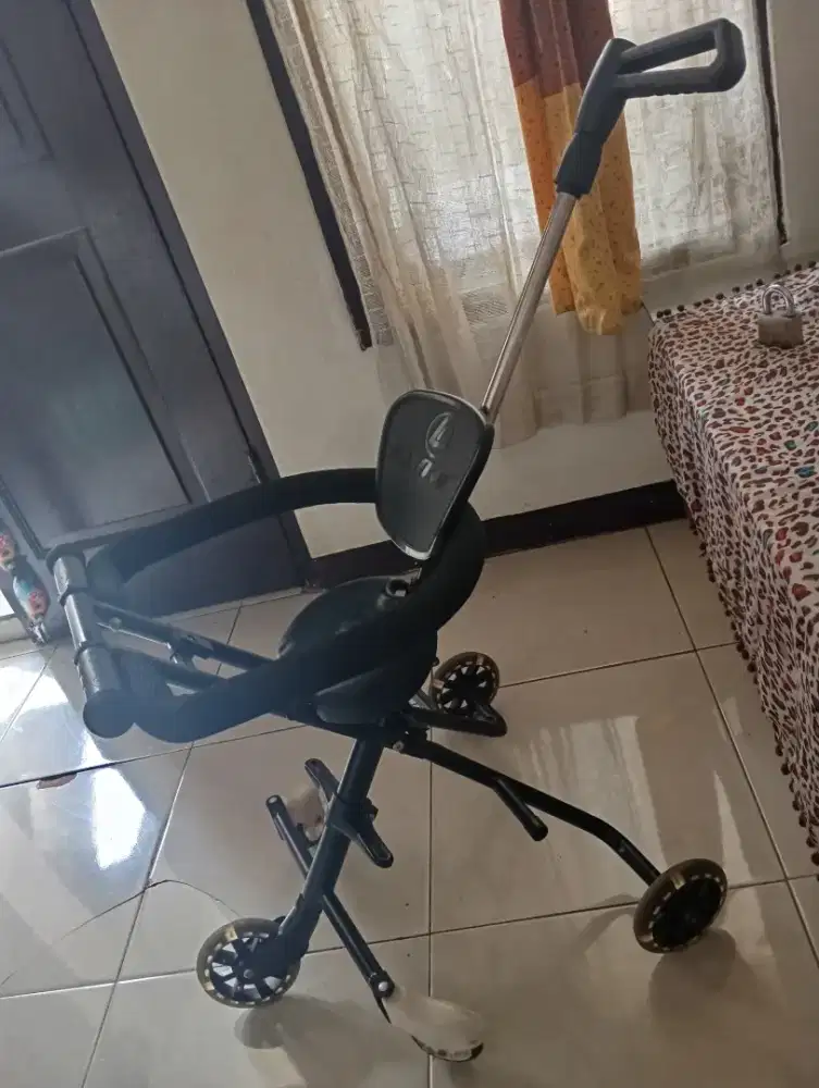 Stroller Exotic