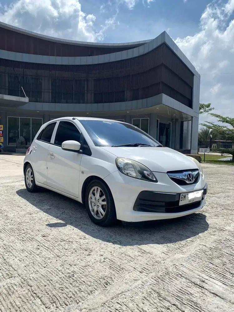 Dijual Honda Brio CBU 1.3 E A/T