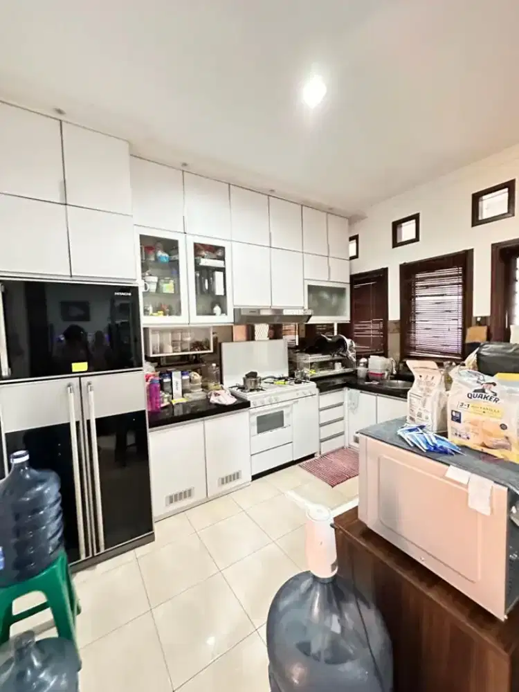 Dijual rumah di Kemang Pratama Bekasi, sdh renov & rapi