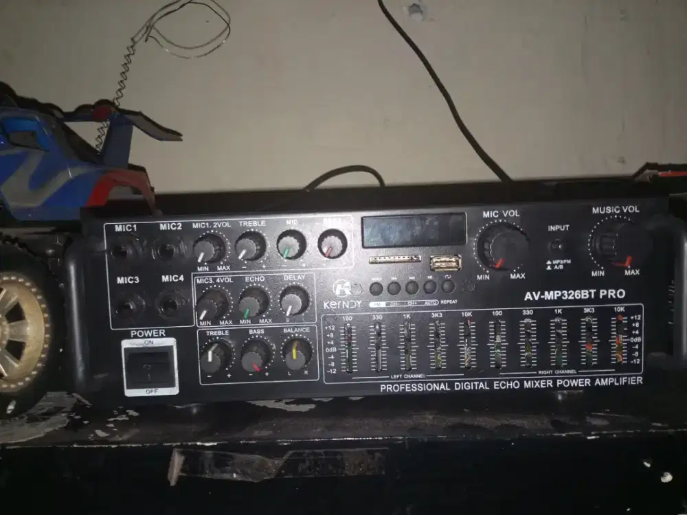 Di jual ampli  merk kerndy