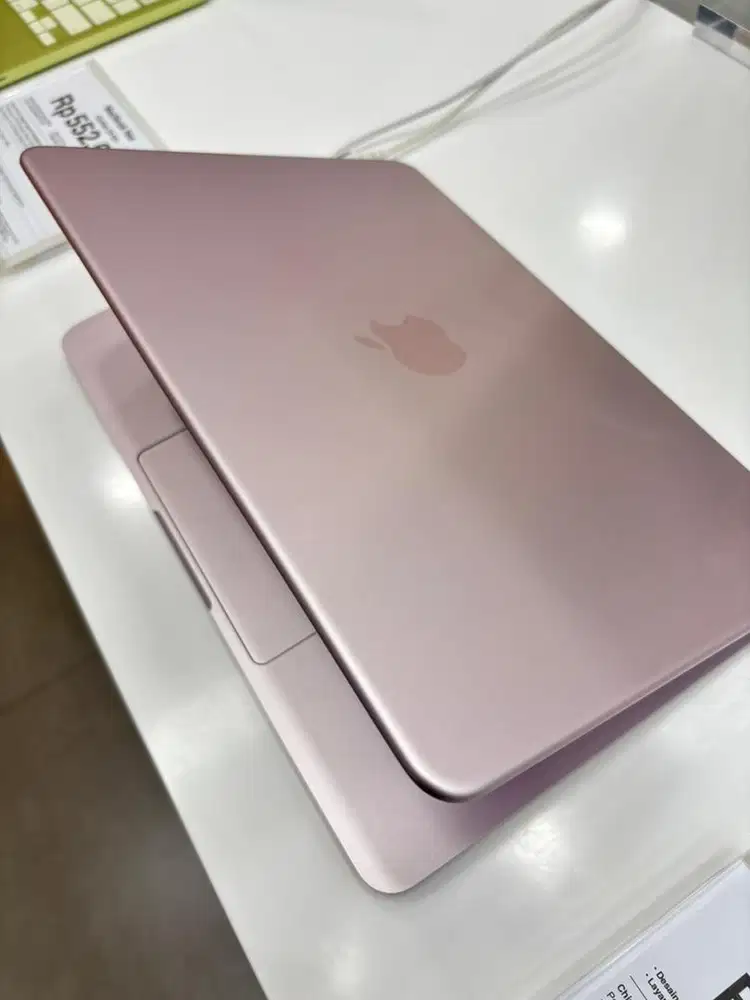 CICILAN MACBOOK NEO 256 GB PROMO BUNGA 0%