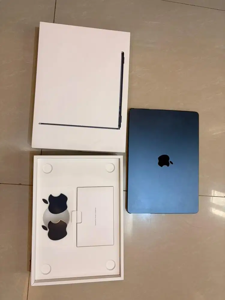 MACBOOK AIR M2 8/256GB LIKE NEW