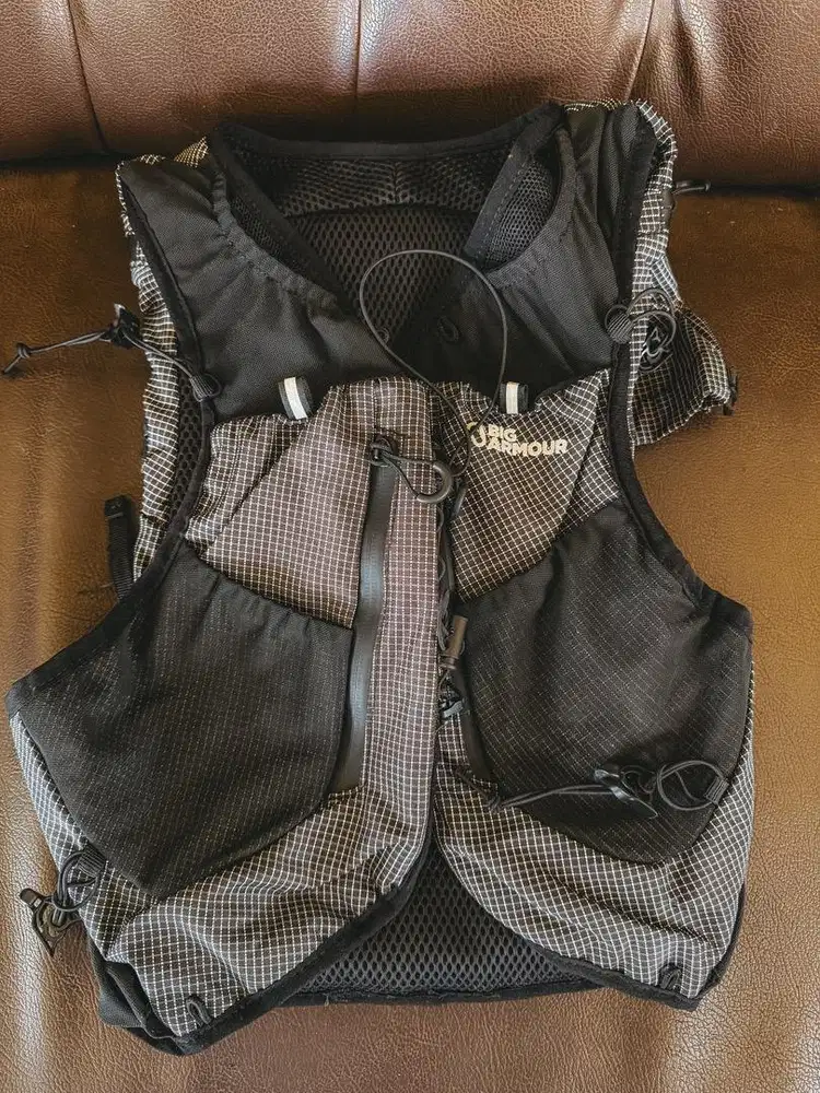 Preloved: Bigarmour Anoa - 15L Hydropack Trail Running Marathon Tektok