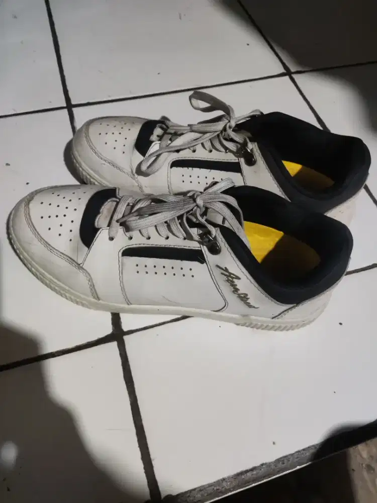aerostreet uk 42 terawat—nego tipis