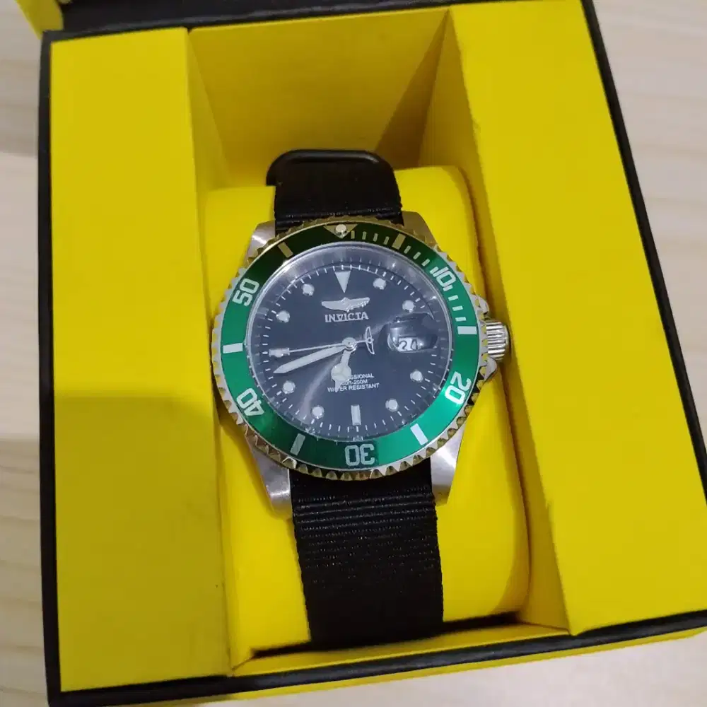 Invicta 47553 pro diver analog watch