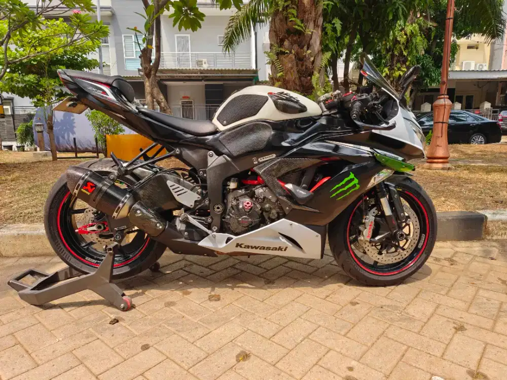 Kawasaki zx636 putih