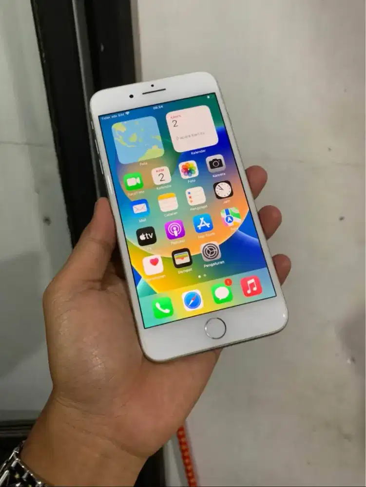 iPhone 8 plus inter 64Gb