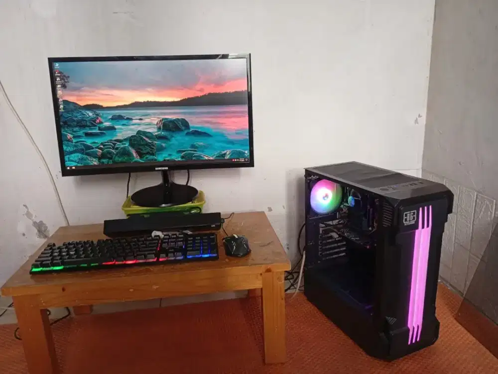 Pc core i7, monitor 24in curved, vga 2gb gddr5