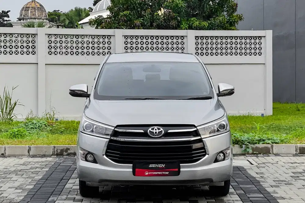 Toyota Kijang Innova 2.0V  Bensin AT Matic 2018 Silver Metalik