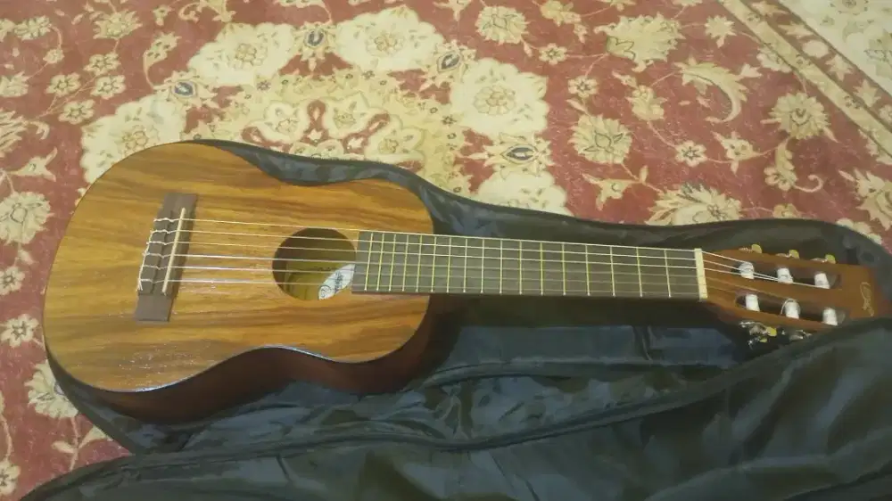 CANWOOD GITAR 28CM (UKULELE) 6 SENAR BARU DIPAKE SEKALI MULUS PLUS TAS