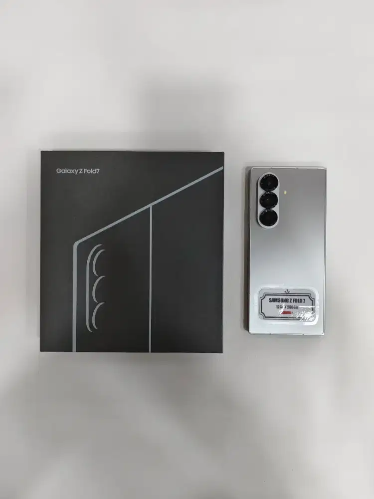 ( Second ) Samsung Galaxy Z Fold 7 12/256GB Silver | SEIN | Fullset