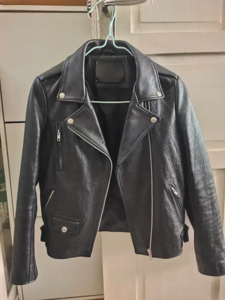 Jaket kulit asli (cowhide) model ramones for ladies