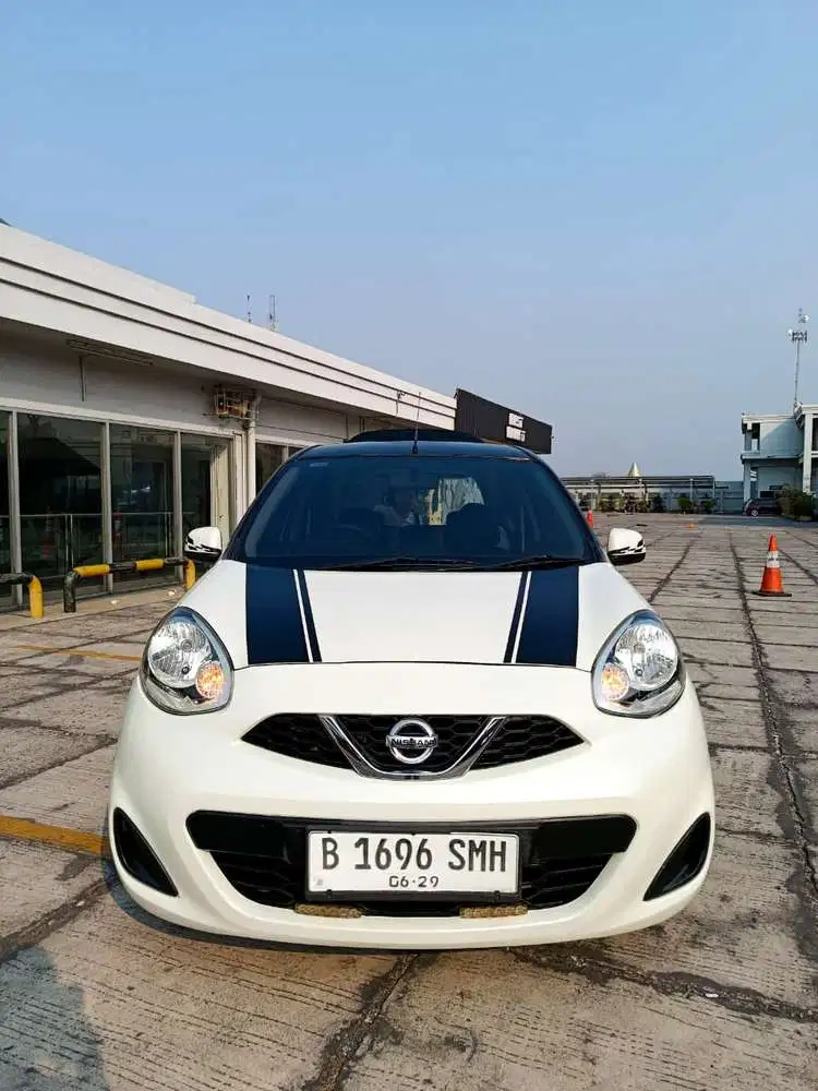 NISSAN MARCH 1.2 L 2015 AT