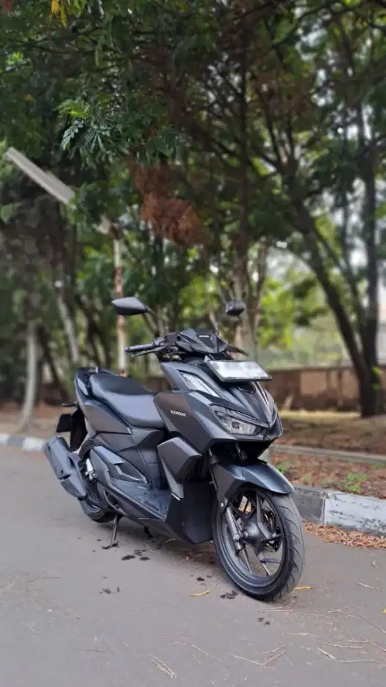 Jual cepet istimewa Vario 160 CBS ISS hitam dof