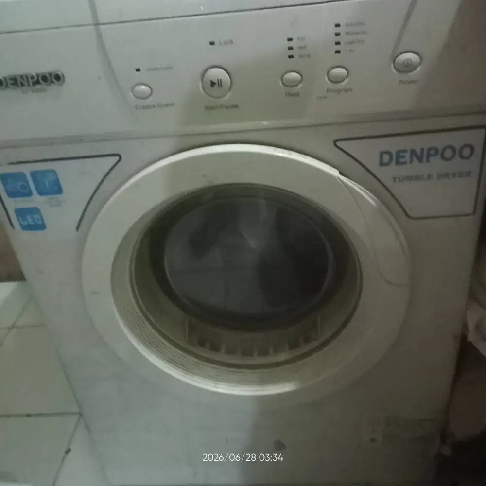 Mesin pengering pakaian (Dryer)