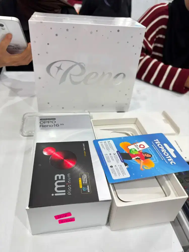 Oppo Reno 16 terbaru