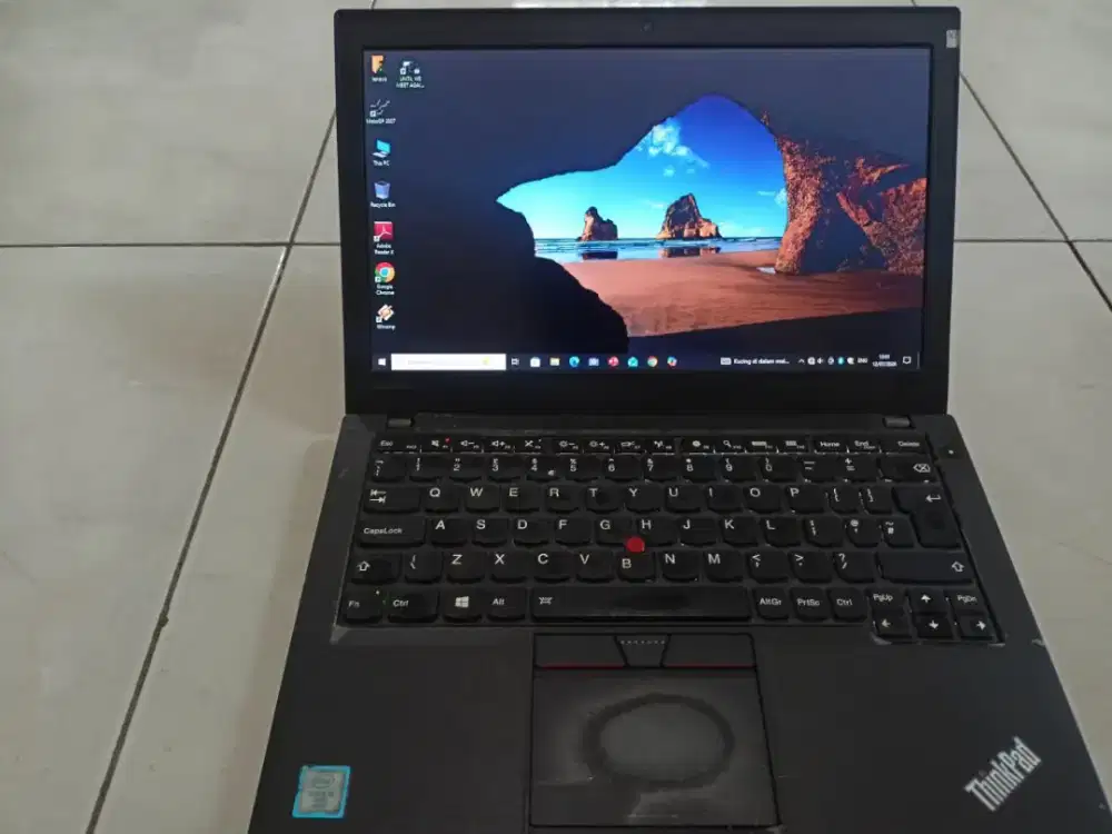 Lenovo thinkpad x260 i5 gen 6 ssd ngebut