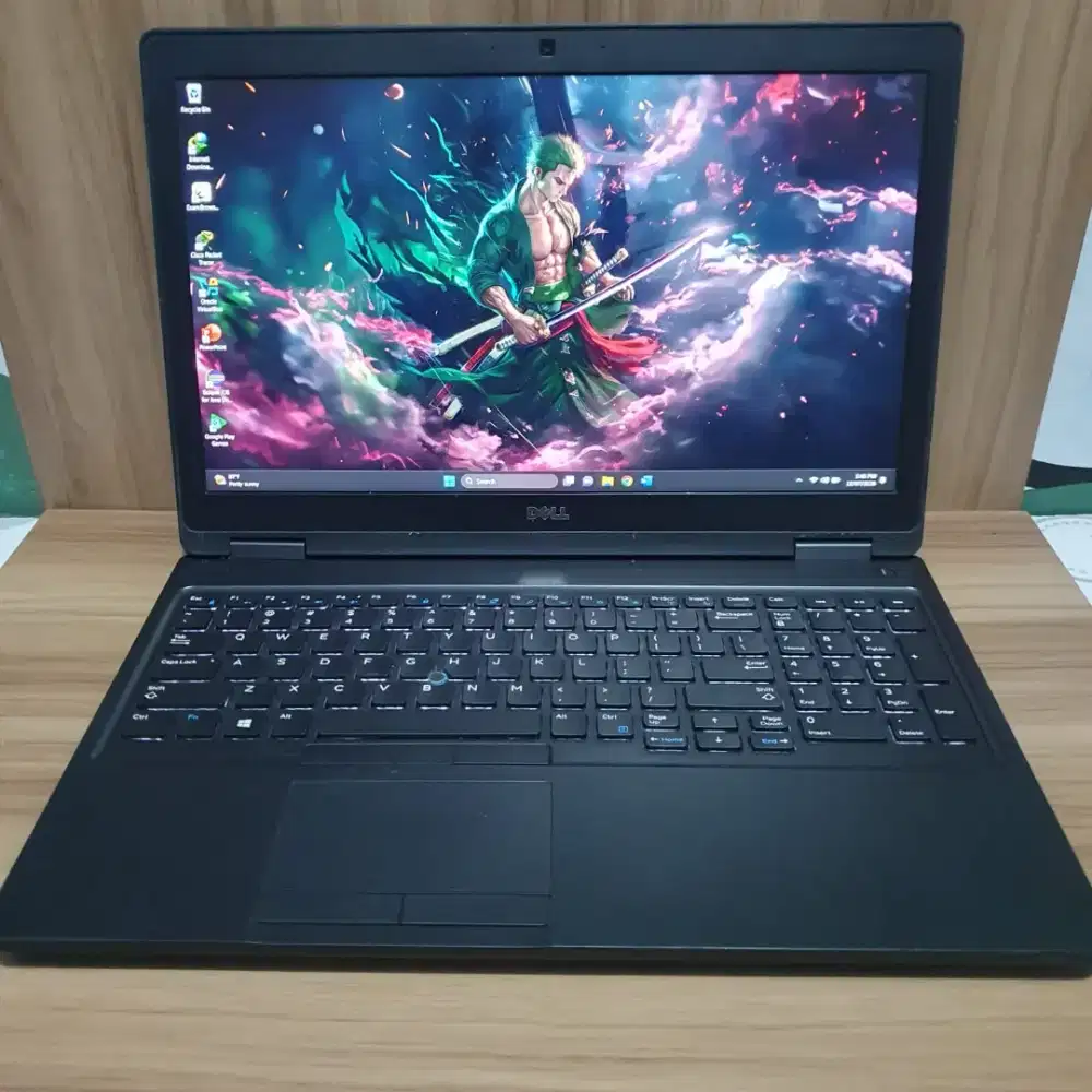 Laptop Dell inch Precision 3520