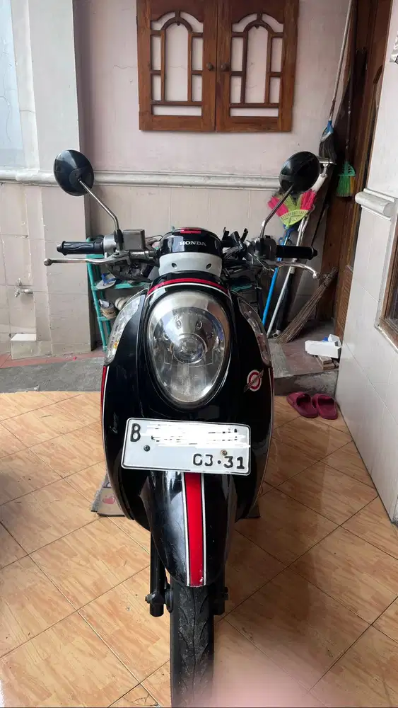 Scoopy f1 SS1 2017