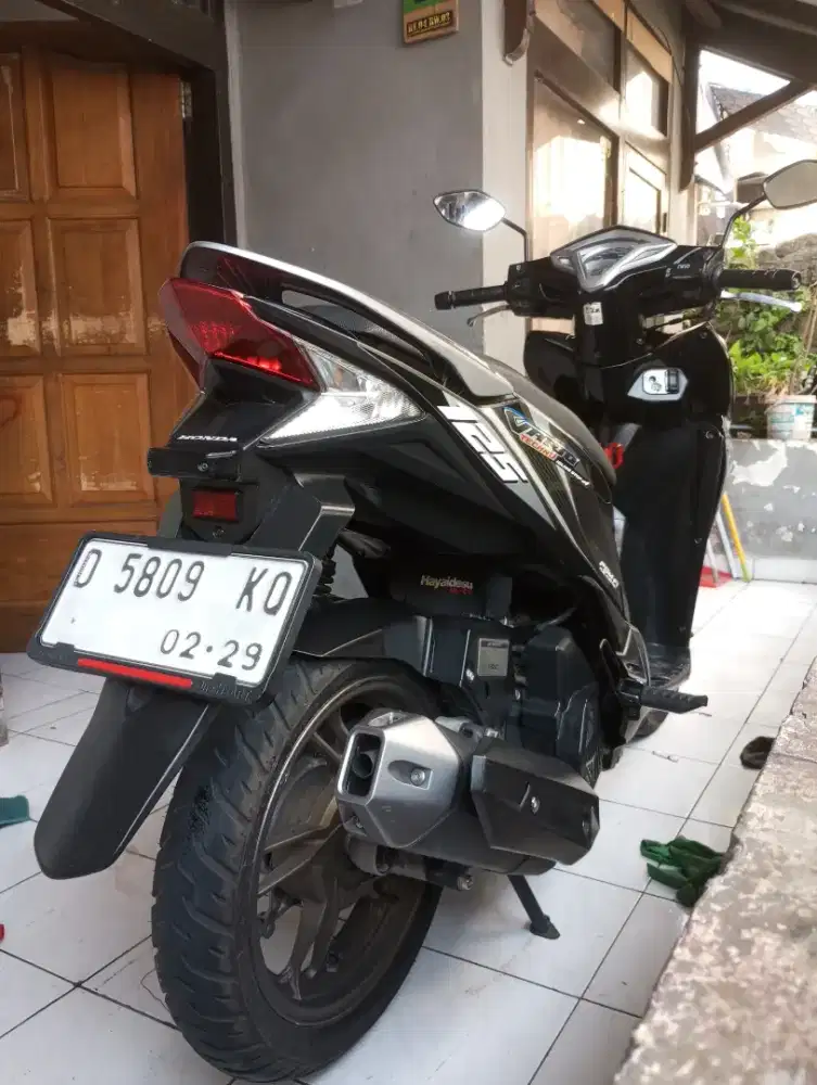 Vario 125 2014 idling stop