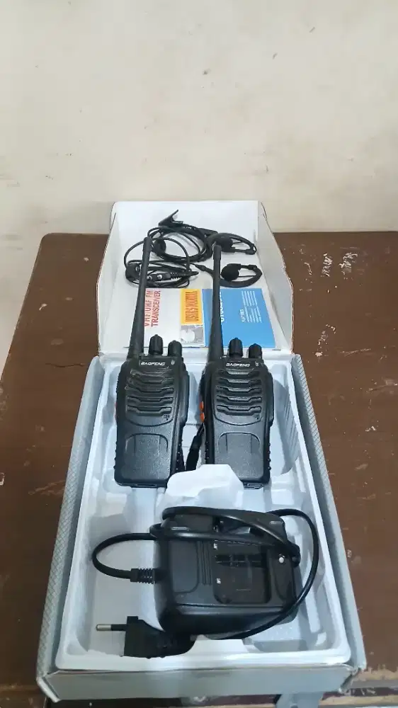 HT baofeng walkie talkie headset