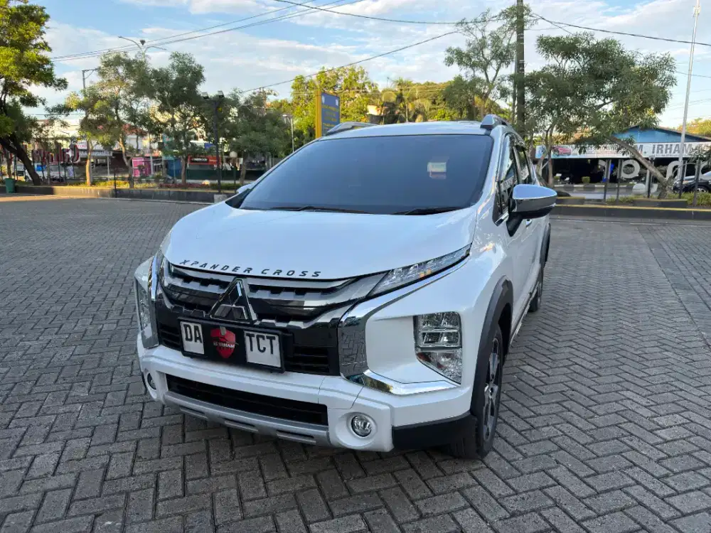 Mitsubishi Xpander Cross 1.5 Plus Premium package At 2020