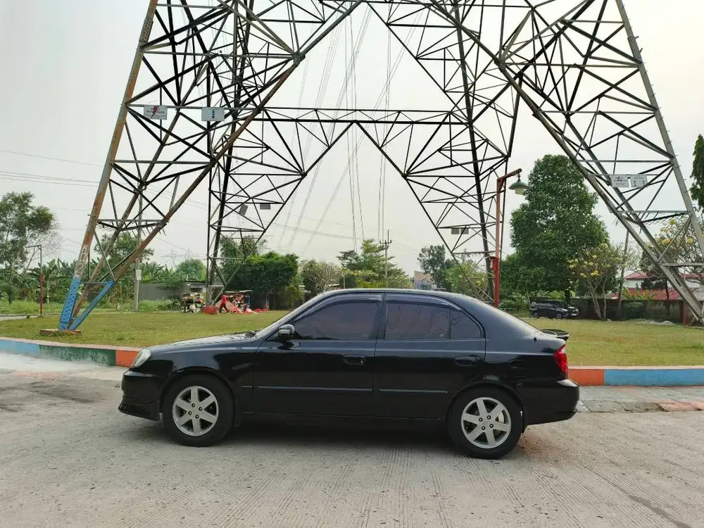 DIJUAL BU HYUNDAI AVEGA MT 2011