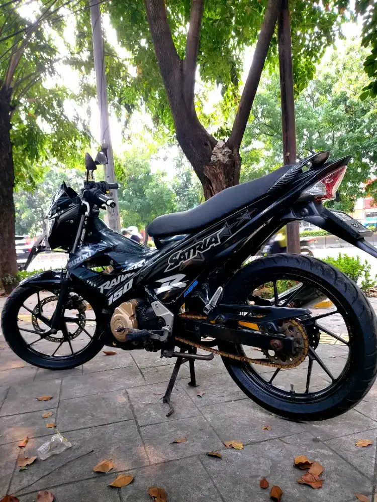 Satria 2014 lengkap ss,pajak hidup plat masih jauh,net nawar SKIP
