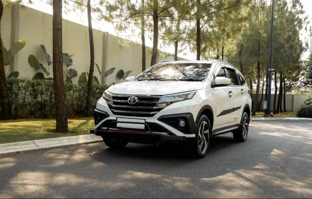 Toyota Rush 1.5 S TRD Sportivo AT 2020 Putih | Kondisi Terawat
