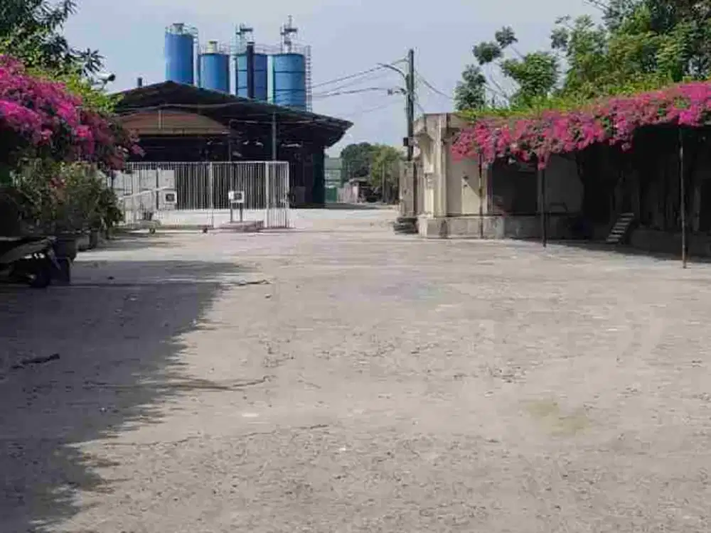 DIJUAL GUDANG CAKUNG (Ex Pabrik)
Gudang Jakarta 3.1Ha, dijual hny Hitung tanah 1.3Ha saja

GUDANG JAKARTA DIJUAL

Beli Lahan 13.000m² seharga 9.9jt/m² dapat bonus melimpah :
Dapat luas lahan Total 31.000m², 
Dapat Bangunan Gudang 8000m²,
Dapat Bangunan Ge