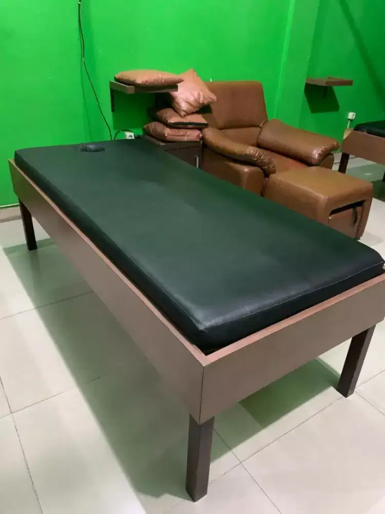 Kursi sofa reflexology & tempat tidur massage