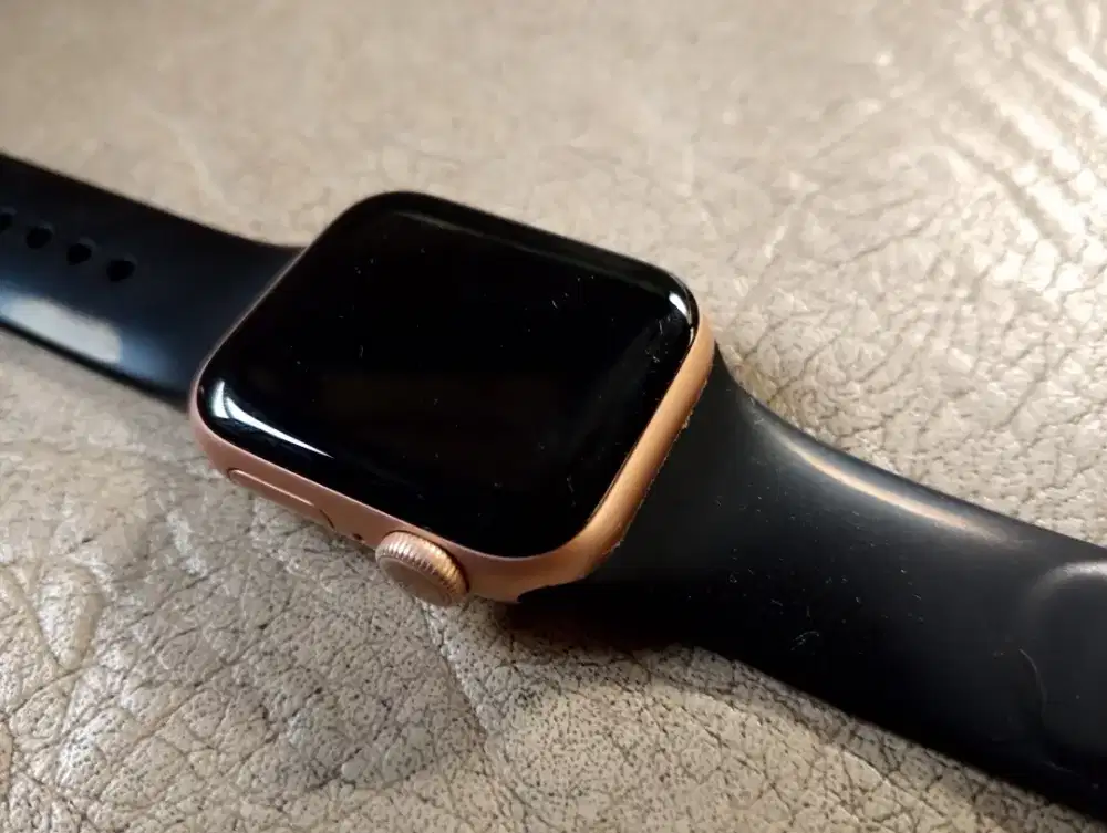Apple Watch Series 6 Rosegold 40 mm