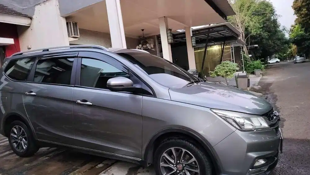 Wuling Cortez 2019 Bensin