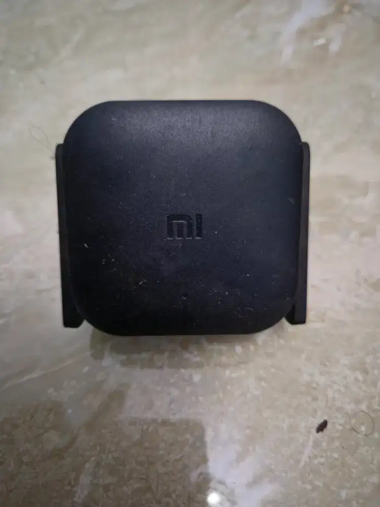 Mi Wi Fi Range Extender Pro R03 kondisi mati dan tanpa kardus