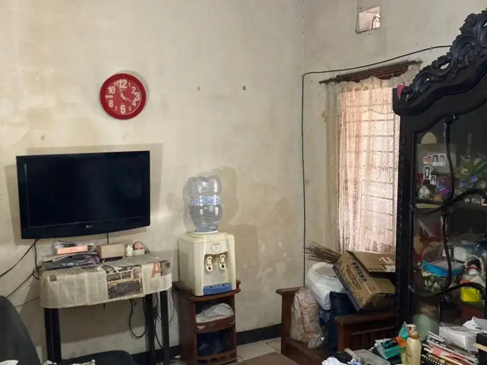 Rumah Lama Harga Murah di Mainroad Cigadung Bandung – Potensi Investasi Tinggi!