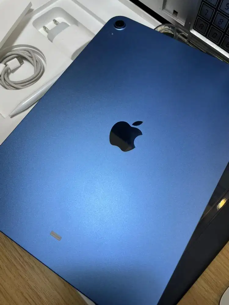 iPad gen 11 (A16) wifi only iBox 128gb Blue With pensil Goojodoq