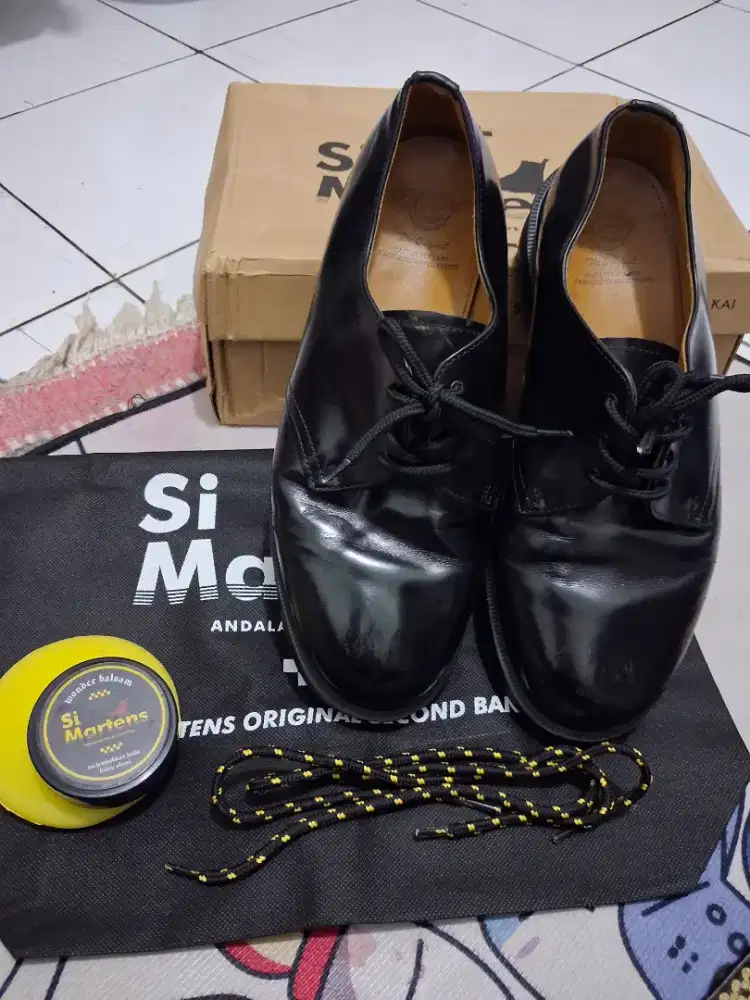 DOCMART 1461 BLACK SMOOH