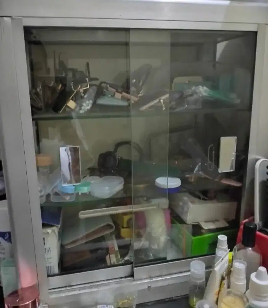 Etalase jualan kecil
