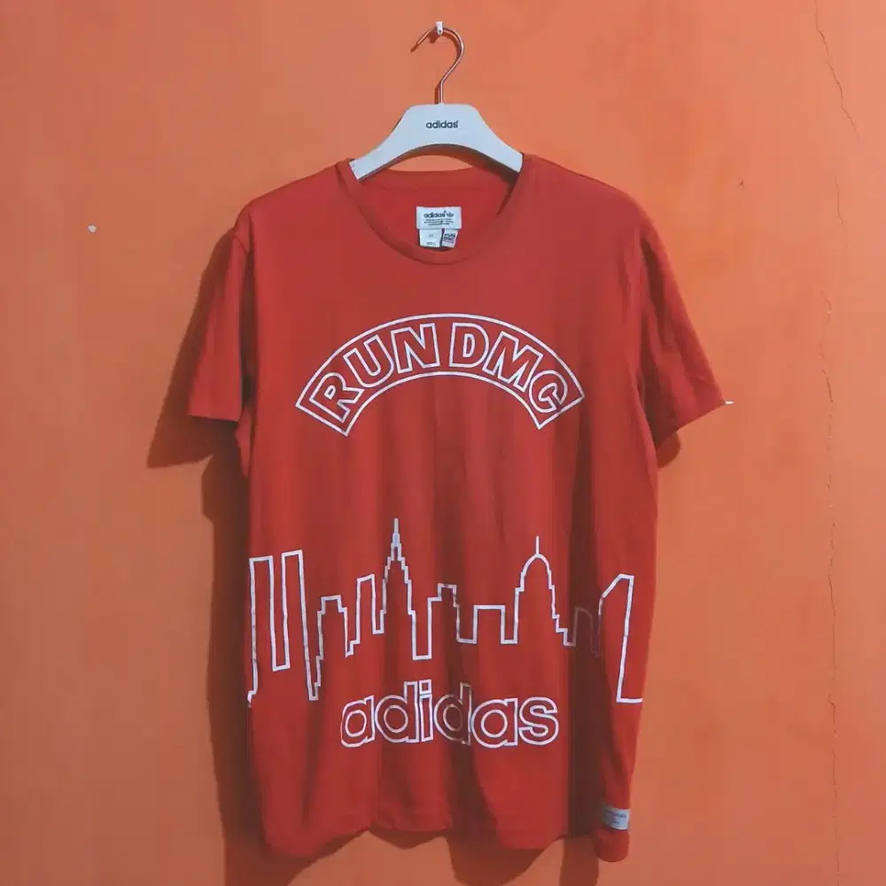 Adidas x rundmc M64448 (size XL) BEKAS