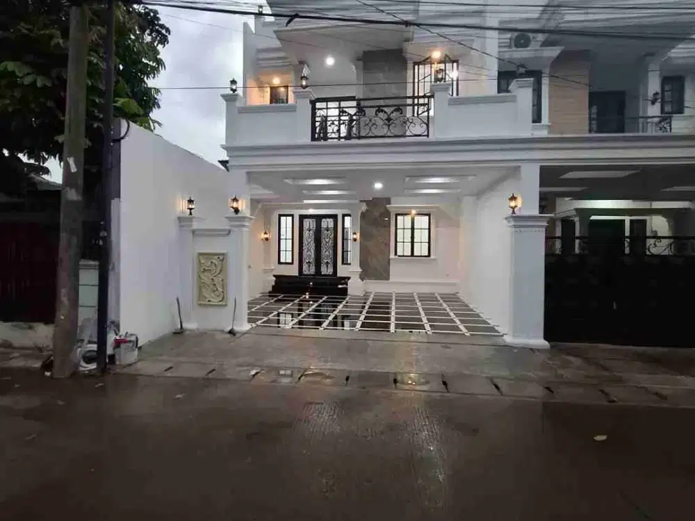 Rumah 2 Lantai Dalam Perumahan Di Dekat Puskesmas Kalisari Brigif