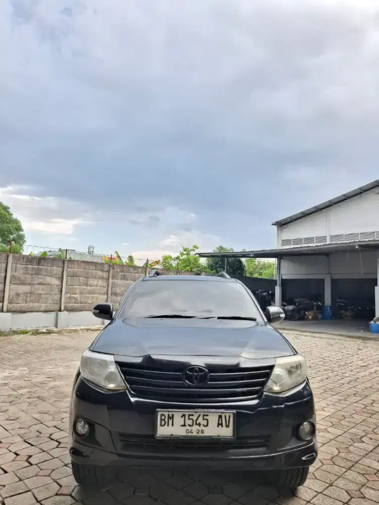 Fortuner 2012 manual. Km 146rb