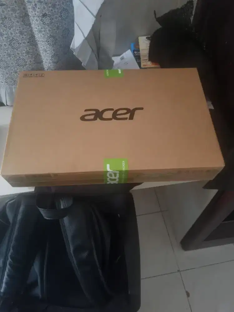 Acer Aspire Go 14 8GB/1TB Intel Core 5 120U (BNIB Segel utuh)