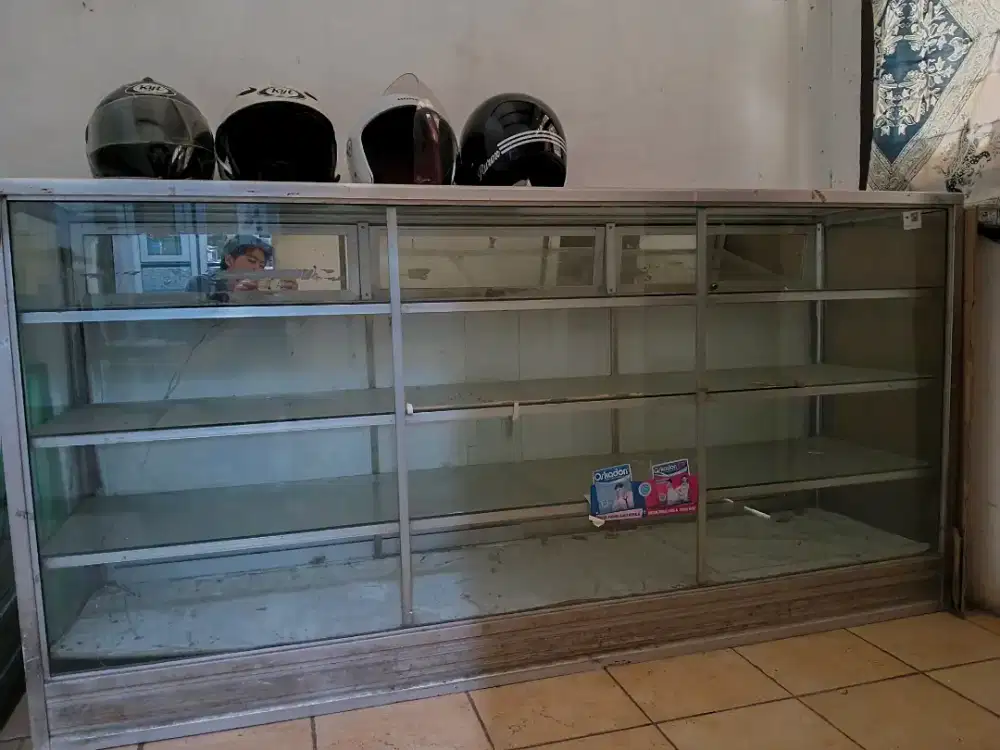 Jual cepat bu Etalase dagang