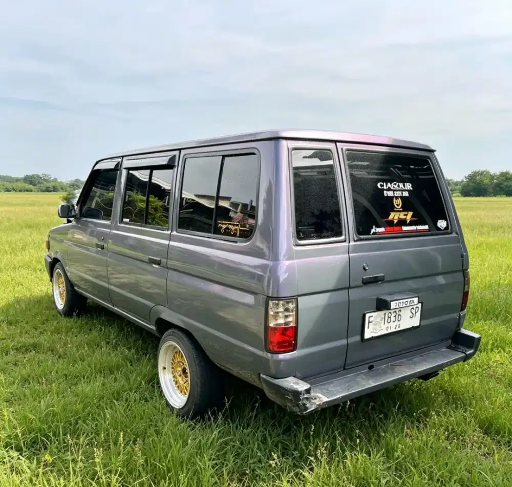 TOYOTA KIJANG KF50 Long 1990