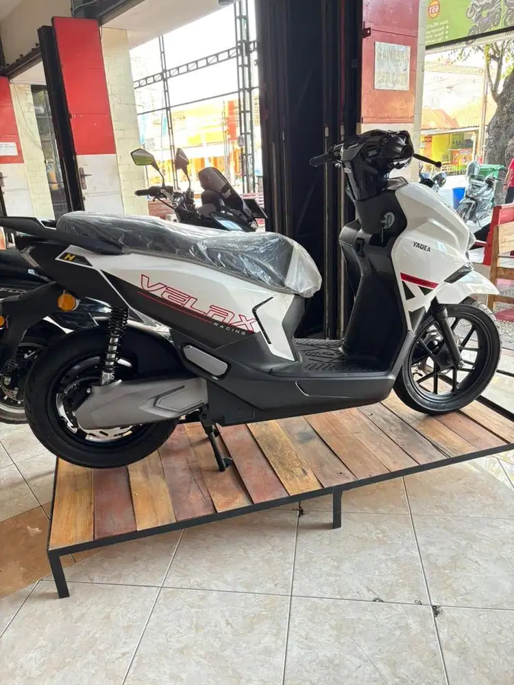 Yadeq velax H lithium
