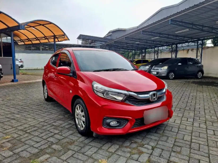 Pajak Panjang - Honda Brio Satya 1.2 New E Bensin AT 2018 Merah