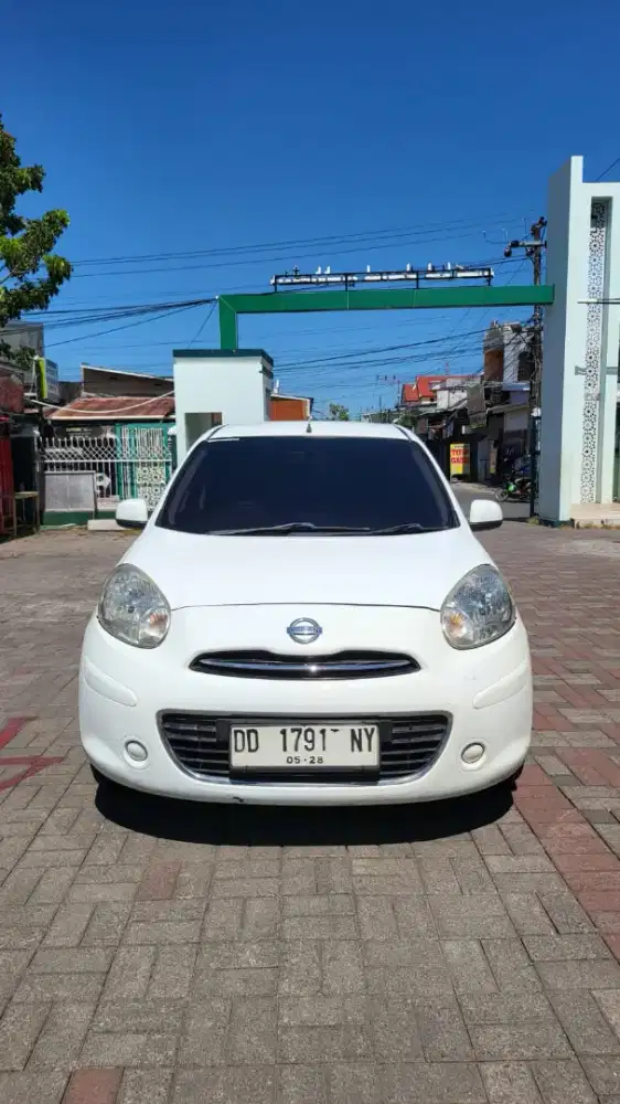 Nissan march metic 1.2 cc