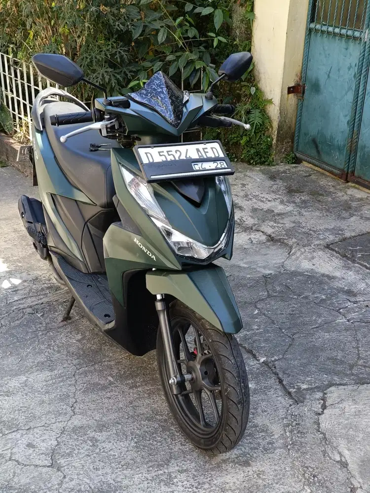 Beat deluxe tahun 2023 full original/tt boleh gan cash lebih bagus
