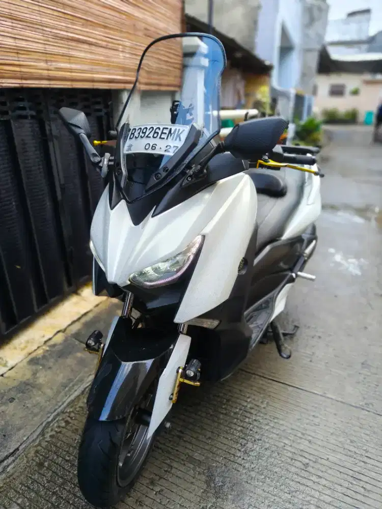 XMAX 2018 Touring
