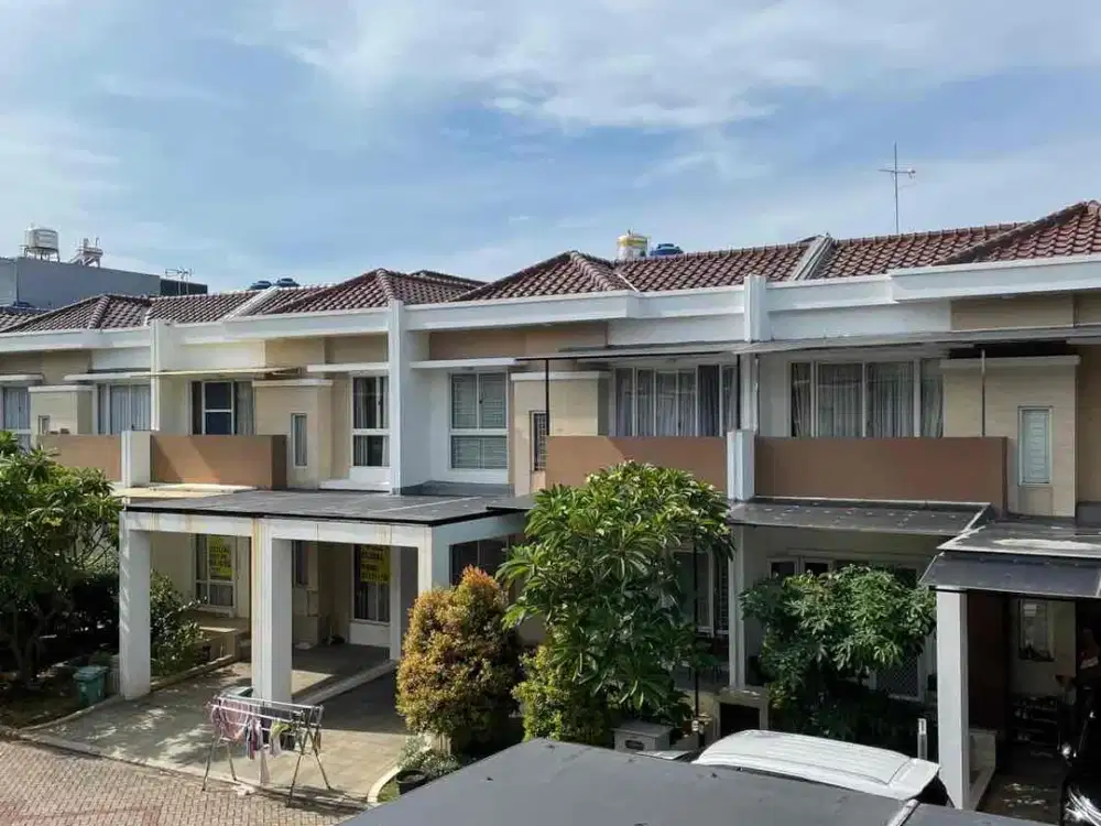 disewakan Rumah Golf Residence 4 bedroom ,Kemayoran